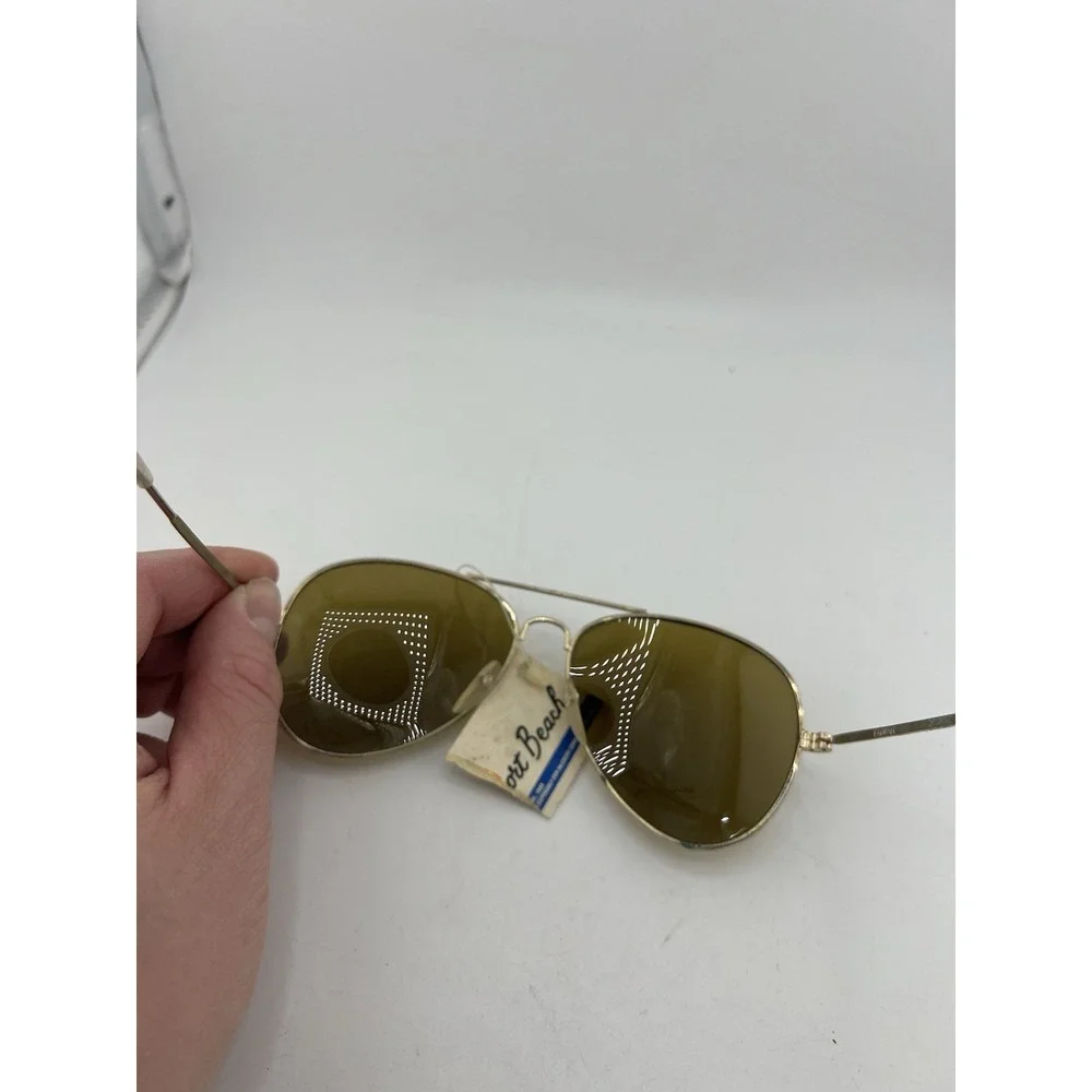 Vintage 1988 Newport Newport Beach Aviator Sunglasses Gold Brown Lens 985754
